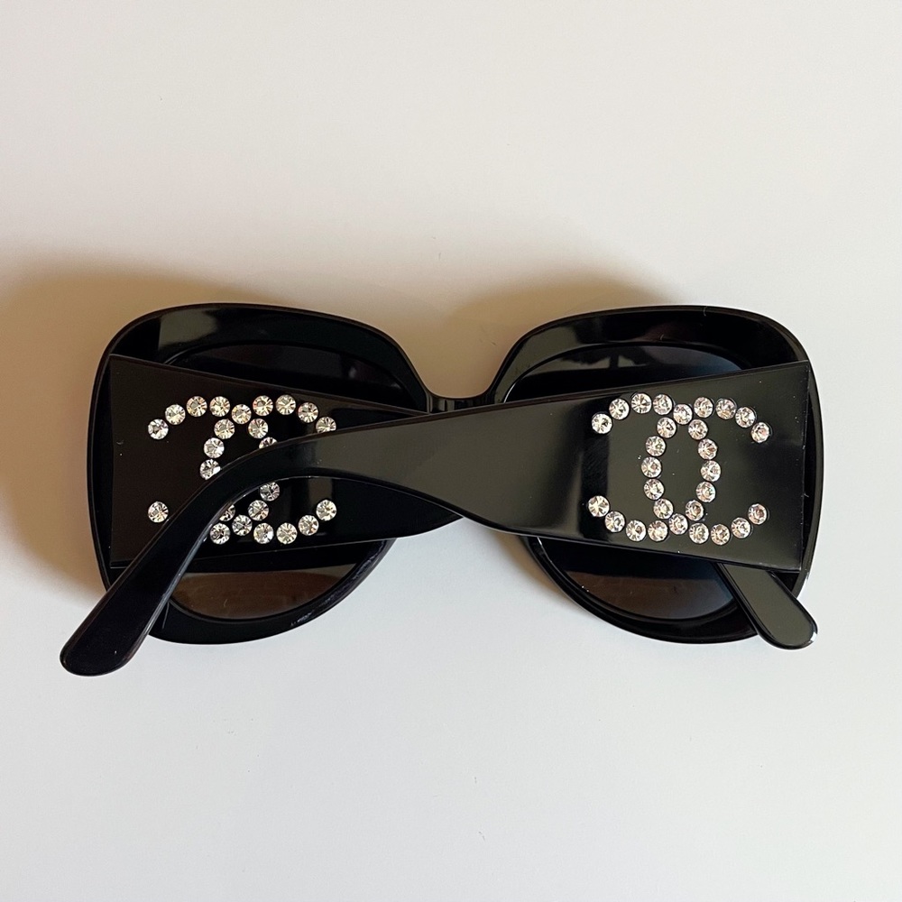 CHANEL Black Sunglasses with Silver Accents - Picture 8 of 12